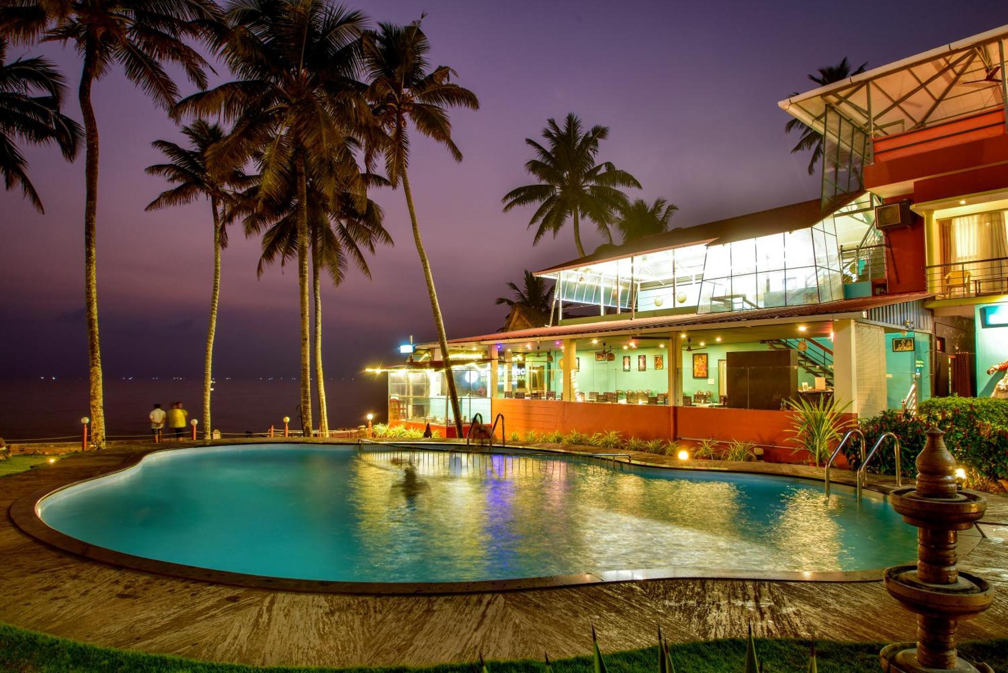 Krishnatheeram Ayur Holy Beach Resorts Varkala Exterior foto
