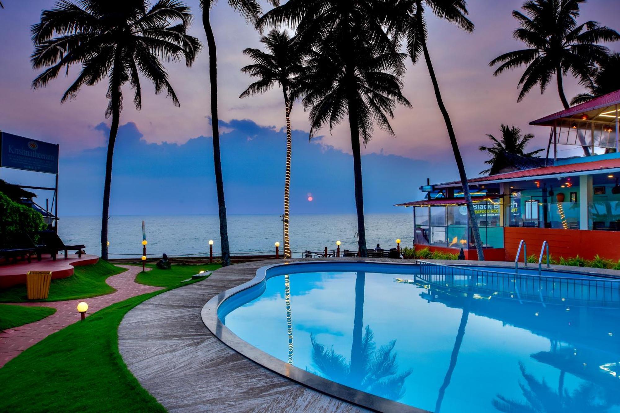 Krishnatheeram Ayur Holy Beach Resorts Varkala Exterior foto
